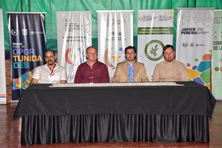 Itapúa: realizan rueda de negocios integrales para los programas de alimentación escolar