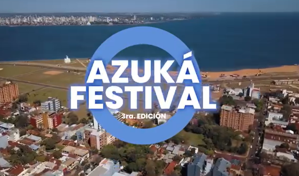Encarnación se viste de azul con el Azuká Festival