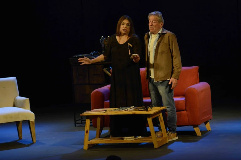 Claribel Medina y Pablo Alarcón traen su premiada comedia al escenario del Auditórium Montoya